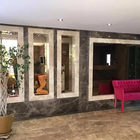 Marin-a & Hotel 3*