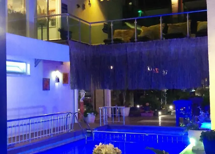 Marin-a & Hotell Turgutreis