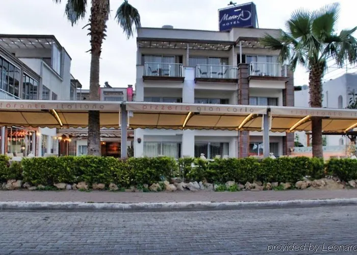 Marin-a & 3* تورغوتْريس
